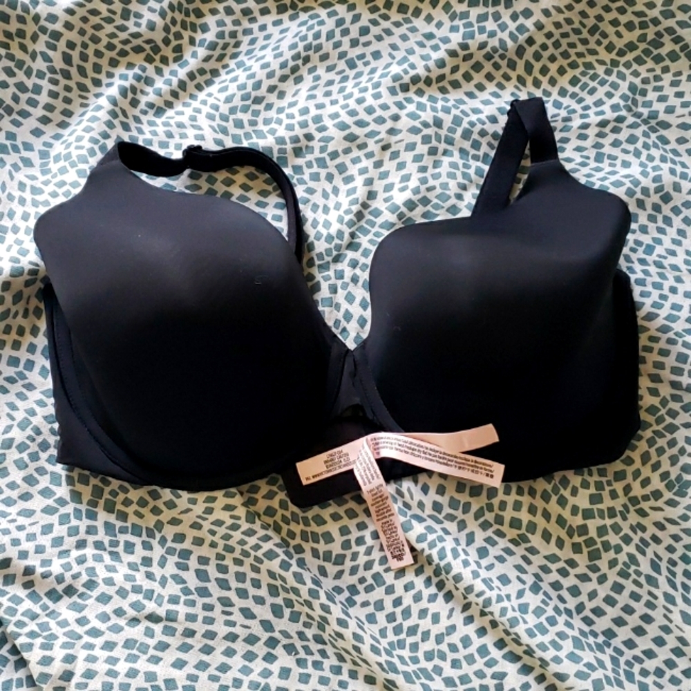 Victoria's Secret lightly lined t-shirt bra